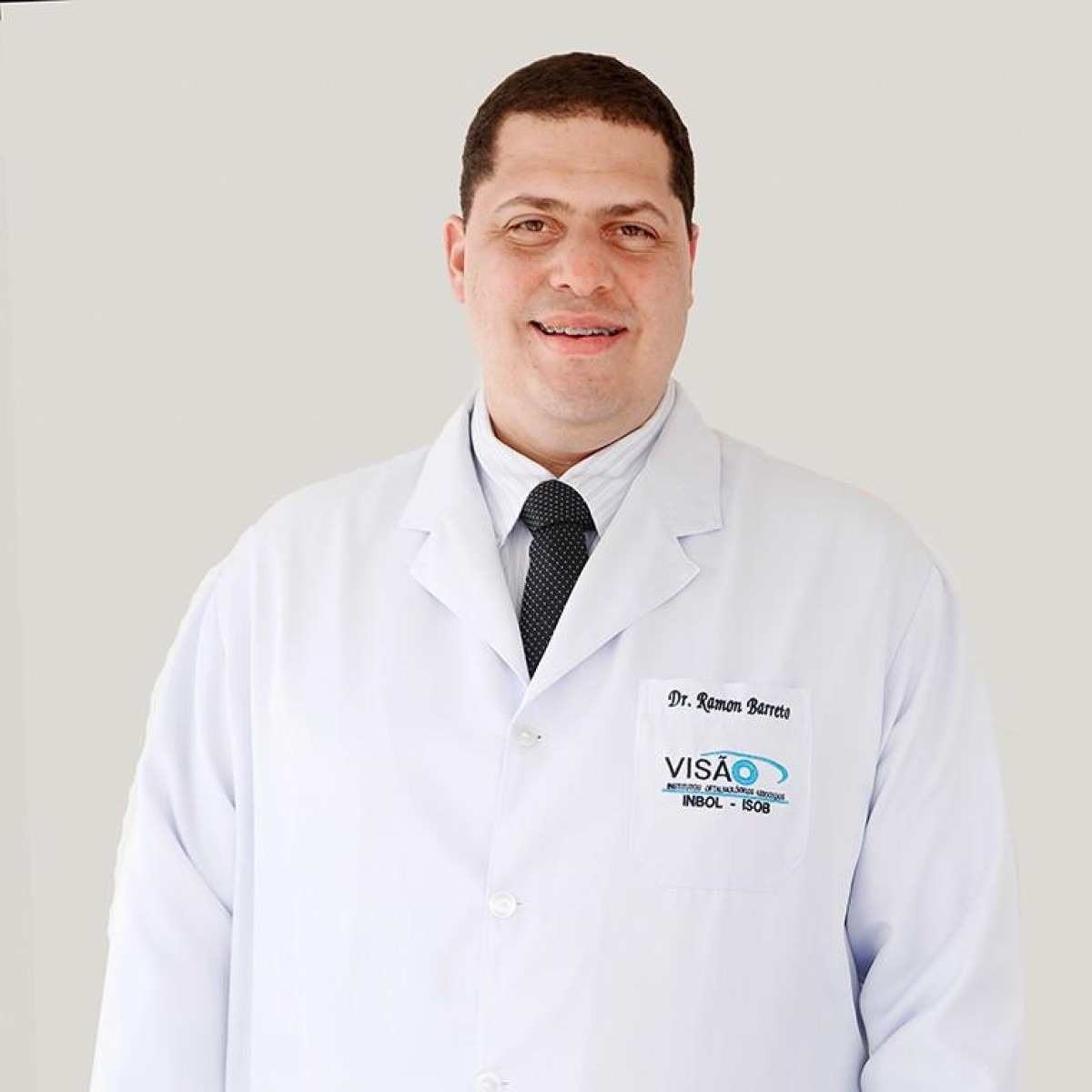  Ramon Barreto, oftalmologista do Visão Hospital de Olhos, especialista em retina
