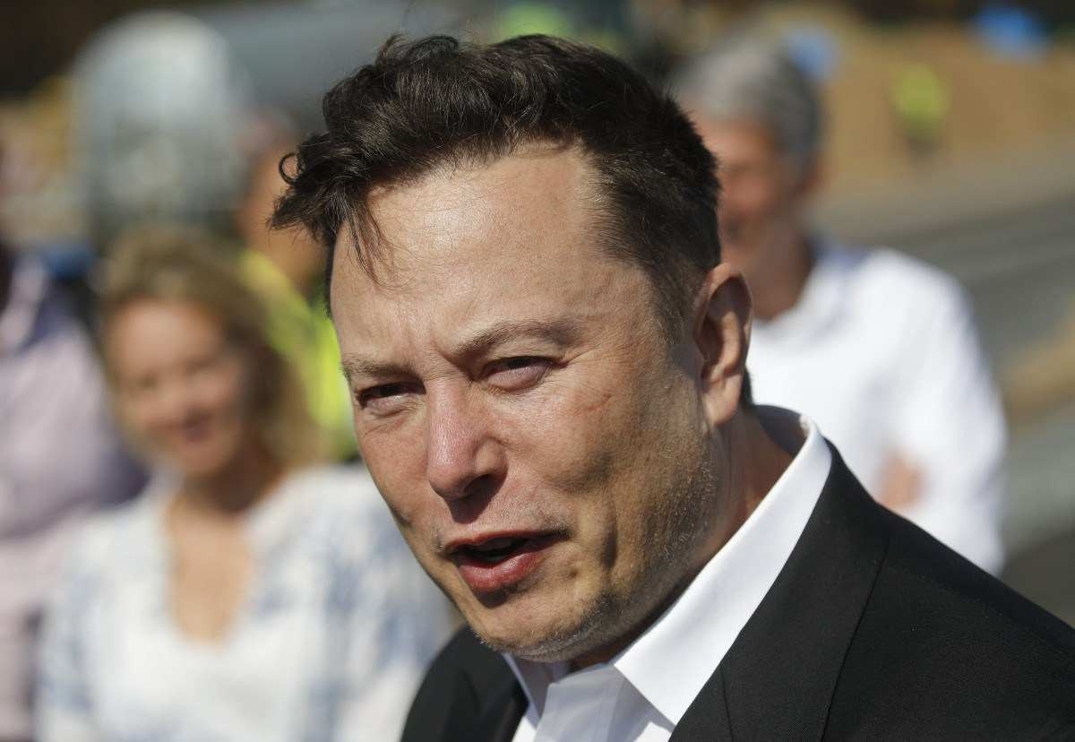 Musk rejeita ordem australiana para retirada de vídeo de ataque à faca em Sydney
