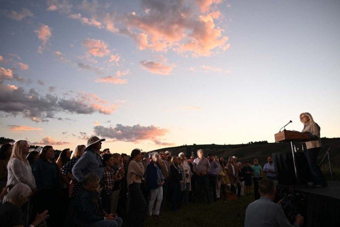 Liz Cheney fala a simpatizantes durante a eleição em Wyoming, seu estado natal: persona non grata no Partido Republicano 