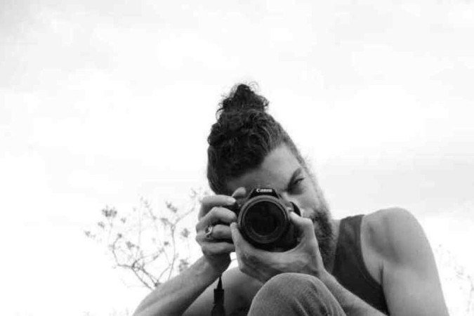 André Santangelo apresenta exposição no Museu da República: obras azuis -  (crédito: André Santangelo)