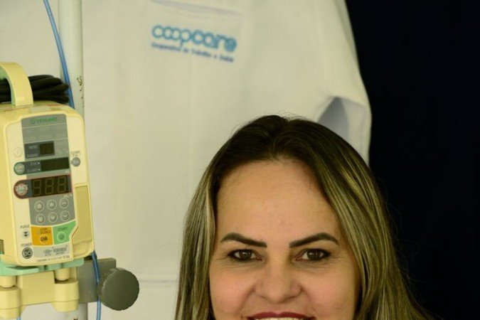  19/08/2022. Crédito: Carlos Vieira/CB/D.A Press. Brasil. Brasília - DF. Cidades. Cooperativismo e o diferencial do modelo que busca o desenvolvimento conjunto das empresas. Na foto, Adélia Neri, presidente da Coopcare.