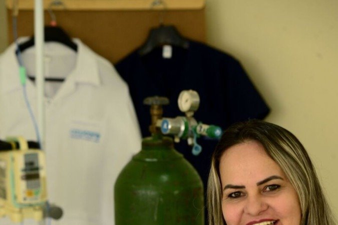  19/08/2022. Crédito: Carlos Vieira/CB/D.A Press. Brasil. Brasília - DF. Cidades. Cooperativismo e o diferencial do modelo que busca o desenvolvimento conjunto das empresas. Na foto, Adélia Neri, presidente da Coopcare.