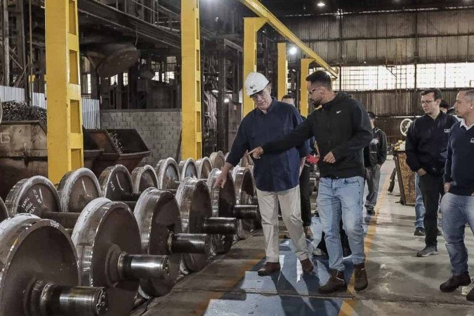 Ciro Gomes visitou o antigo terreno da Companhia Brasileira de Materiais Ferroviários (Cobrasma), em Osasco (SP). - (crédito: Keiny Andrade) Ciro Gomes visitou o antigo terreno da Companhia Brasileira de Materiais Ferroviários (Cobrasma), em Osasco (SP). - (crédito: Keiny Andrade)