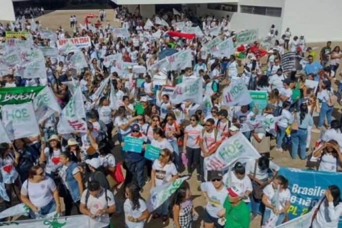 Aprovação da lei envolveu ampla mobilização da categoria - (crédito: Cofen/Divulgação) Aprovação da lei envolveu ampla mobilização da categoria - (crédito: Cofen/Divulgação)