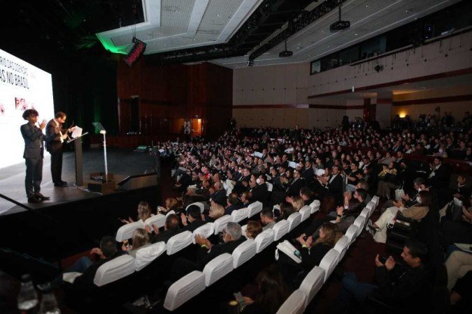 Evento sobre cenário das doenças raras no Brasil ocorreu nessa sexta-feira (19/8), em São Paulo. Representantes do HCB defendem investimentos em pesquisas na área - (crédito: Divulgação/Casa Hunter) Evento sobre cenário das doenças raras no Brasil ocorreu nessa sexta-feira (19/8), em São Paulo. Representantes do HCB defendem investimentos em pesquisas na área - (crédito: Divulgação/Casa Hunter)