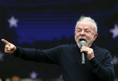 O ex-presidente prevê o início de um programa de infraestrutura, em janeiro de 2023, que será possível ao retomar o Programa de Aceleração do Crescimento (PAC).  -  (crédito: MIGUEL SCHINCARIOL / AFP)