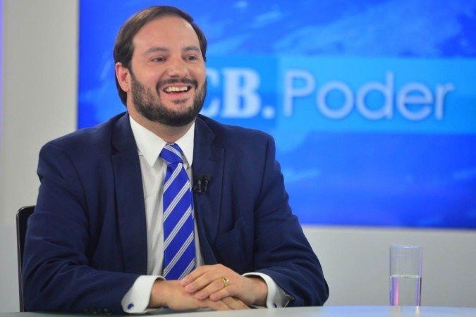 22/08/2022. Crédito: Ed Alves/CB/D.A Press. Brasil. Brasília - DF. Cidades. CB Poder recebe o candidato a vice-governador do Distrito Federal, Guilherme Campelo (PDT). Na bancada, a jornalista Ana Maria Campos. - (crédito: Ed Alves/CB/D.A Press) 22/08/2022. Crédito: Ed Alves/CB/D.A Press. Brasil. Brasília - DF. Cidades. CB Poder recebe o candidato a vice-governador do Distrito Federal, Guilherme Campelo (PDT). Na bancada, a jornalista Ana Maria Campos. - (crédito: Ed Alves/CB/D.A Press)