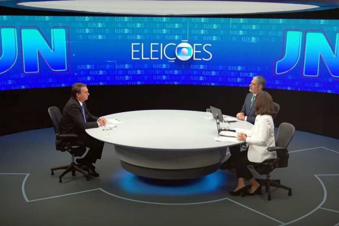 No JN, Bolsonaro diz que relação com TSE está "pacificada", mas questiona urnas