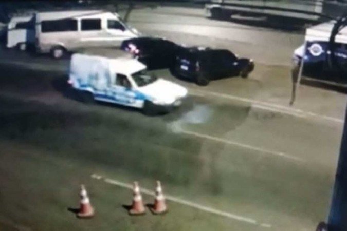 Vídeo mostra condutor de Fiorino entrando no SIA - (crédito: PCDF/Divulgação) Vídeo mostra condutor de Fiorino entrando no SIA - (crédito: PCDF/Divulgação)