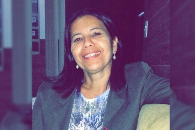 Cleide Aparecida foi executada a facadas por um ex-aluno que estudou com ela há dez anos em Inhumas (GO) - (crédito: Redes sociais) Cleide Aparecida foi executada a facadas por um ex-aluno que estudou com ela há dez anos em Inhumas (GO) - (crédito: Redes sociais)