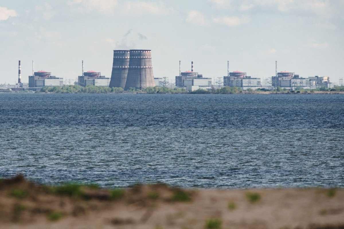 Usina nuclear ocupada pela Rússia é desligada de rede elétrica da Ucrânia