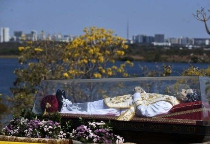 Relíquia de Dom Bosco presente na Santa Missa de encerramento das festividades -  (crédito: Minervino Júnior/CB/D.A.Press)