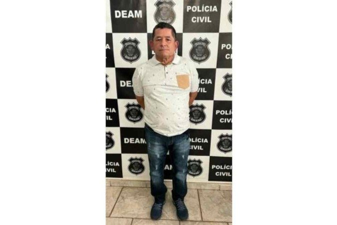 Padrasto é preso após estuprar enteada por mais de 20 anos, em Anápolis