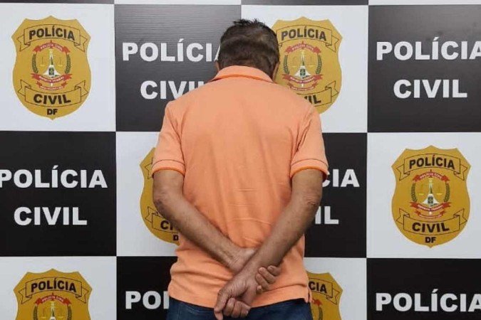 Homem foi preso próximo à Esplanada dos Ministérios - (crédito: PCDF/Divulgação) Homem foi preso próximo à Esplanada dos Ministérios - (crédito: PCDF/Divulgação)