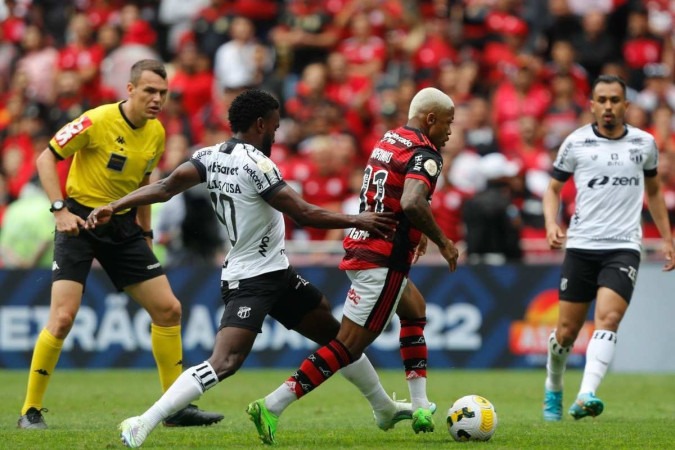 Verdão empata com São Paulo como visitante no jogo de ida da