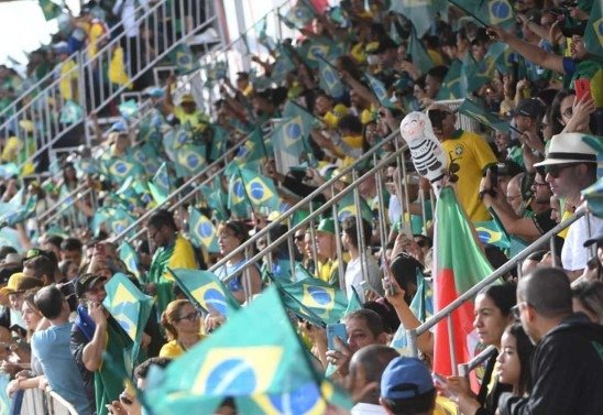 Ed Alves/CB/D.A.Press