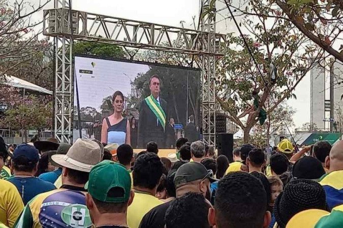Imagens da transmissão realizada pela TV Brasil, uma empresa pública, não podem mais ser utilizadas pelo presidente durante a campanha: decisão é pela isonomia da disputa