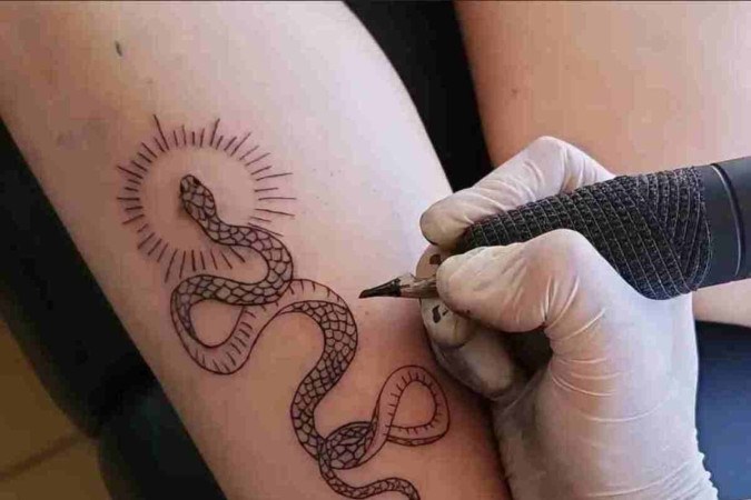 Tatuagem: saiba como deixar o desenho e a pele bonitos por mais tempo