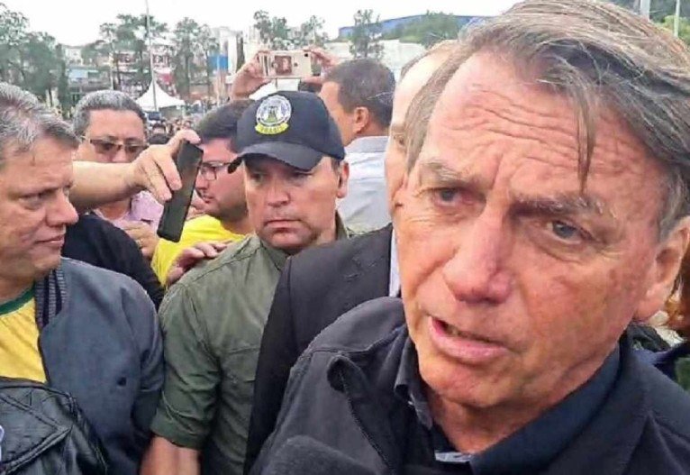 Bolsonaro repete cr&iacute;tica a marco temporal: "&Eacute; o fim da seguran&ccedil;a alimentar"