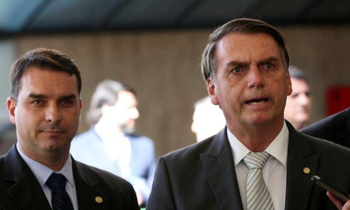 TJDFT manda retirar do ar matérias sobre imóveis dos Bolsonaro