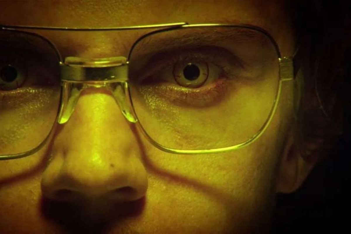 Nova série da Netflix sobre serial killer americano ganha trailer