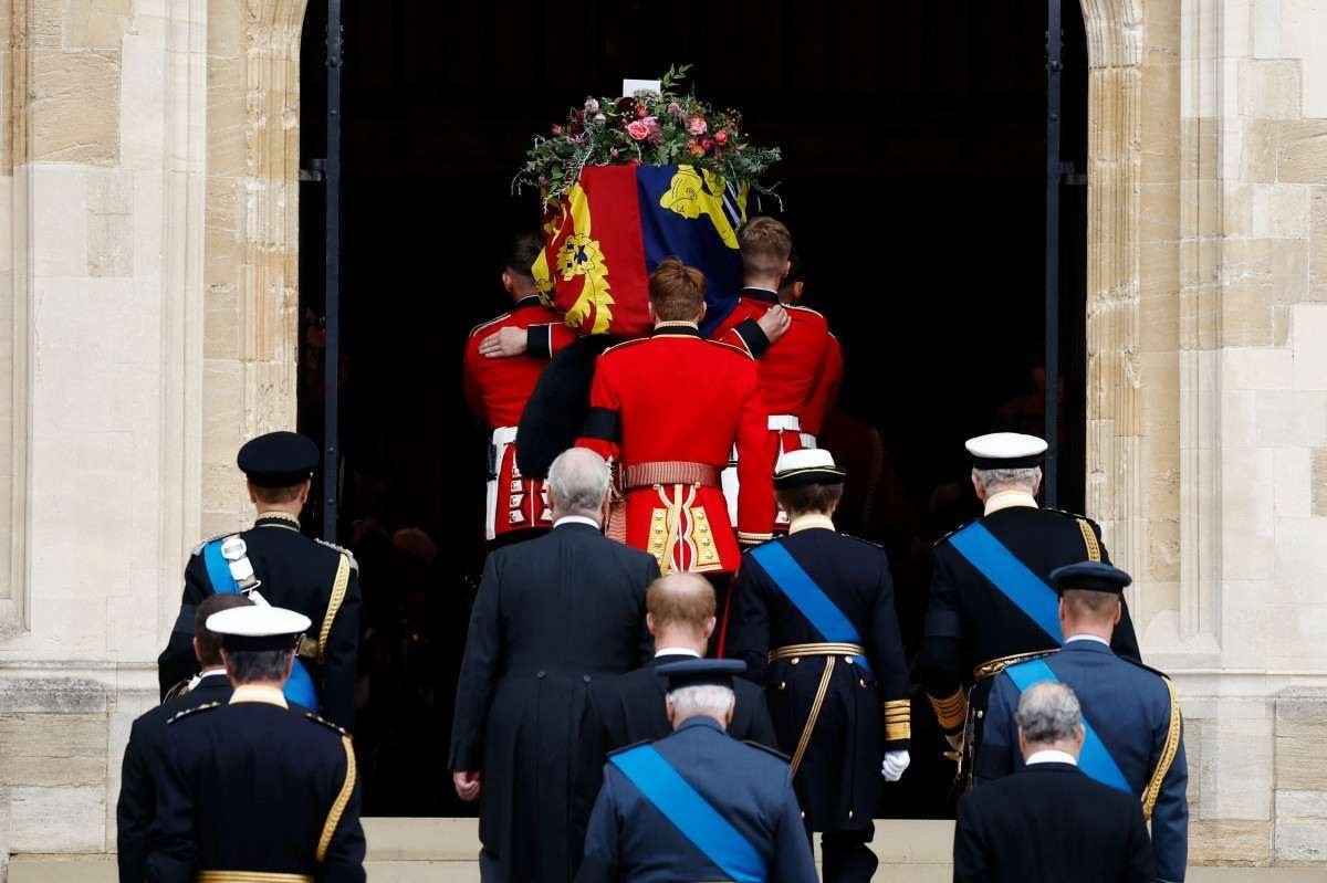 Funeral de Elizabeth II reúne 2 mil súditos e centenas de chefes de Estado