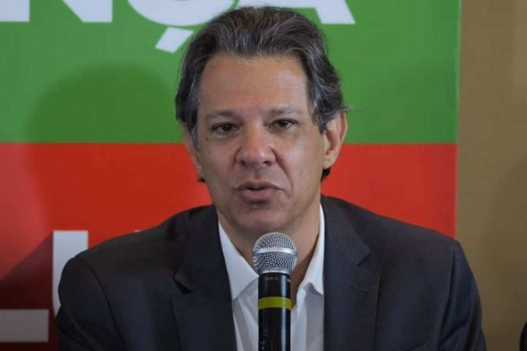 Fernando Haddad (PT) em reunião de apoio a Lula 19/9
