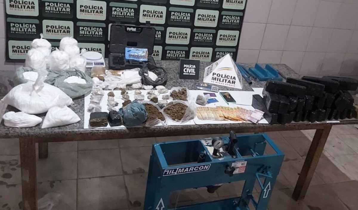 Polícia Militar e Polícia Civil apreendem mais de 70 kg de drogas em MG