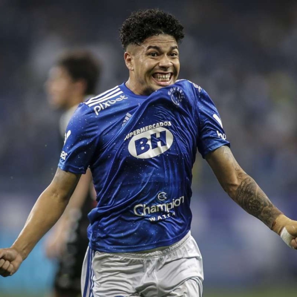 Cruzeiro chega ao seu 11º título nacional com a conquista da Série B -  Superesportes