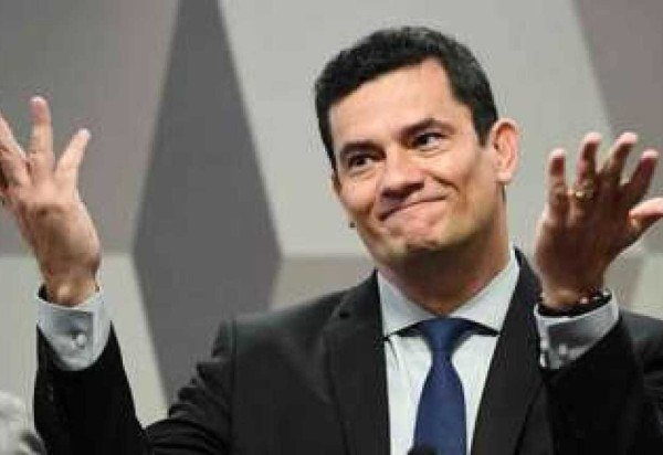 Em defesa de Ciro Gomes, Sergio Moro volta atacar PT