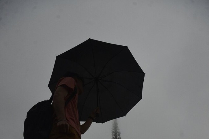 Bom Dia Brasil, Frente fria provoca chuva na Bahia e no Espírito Santo. Em  São Paulo pode garoar