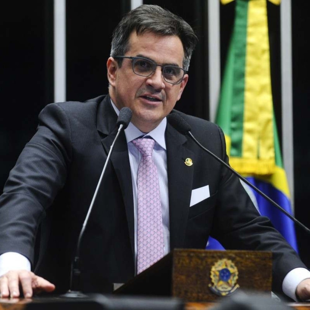 Ciro Nogueira adia f rias para depois da reelei o de Bolsonaro