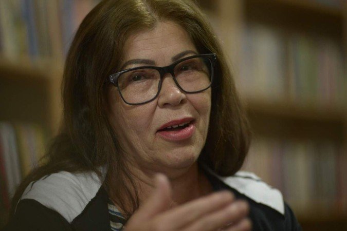  22/09/2022 Crédito: Carlos Vieira/CB/D. A. Press. Brasil. Brasília - DF. Feira Literária
Dilma Mendes com grupo do projeto de feira literária
      