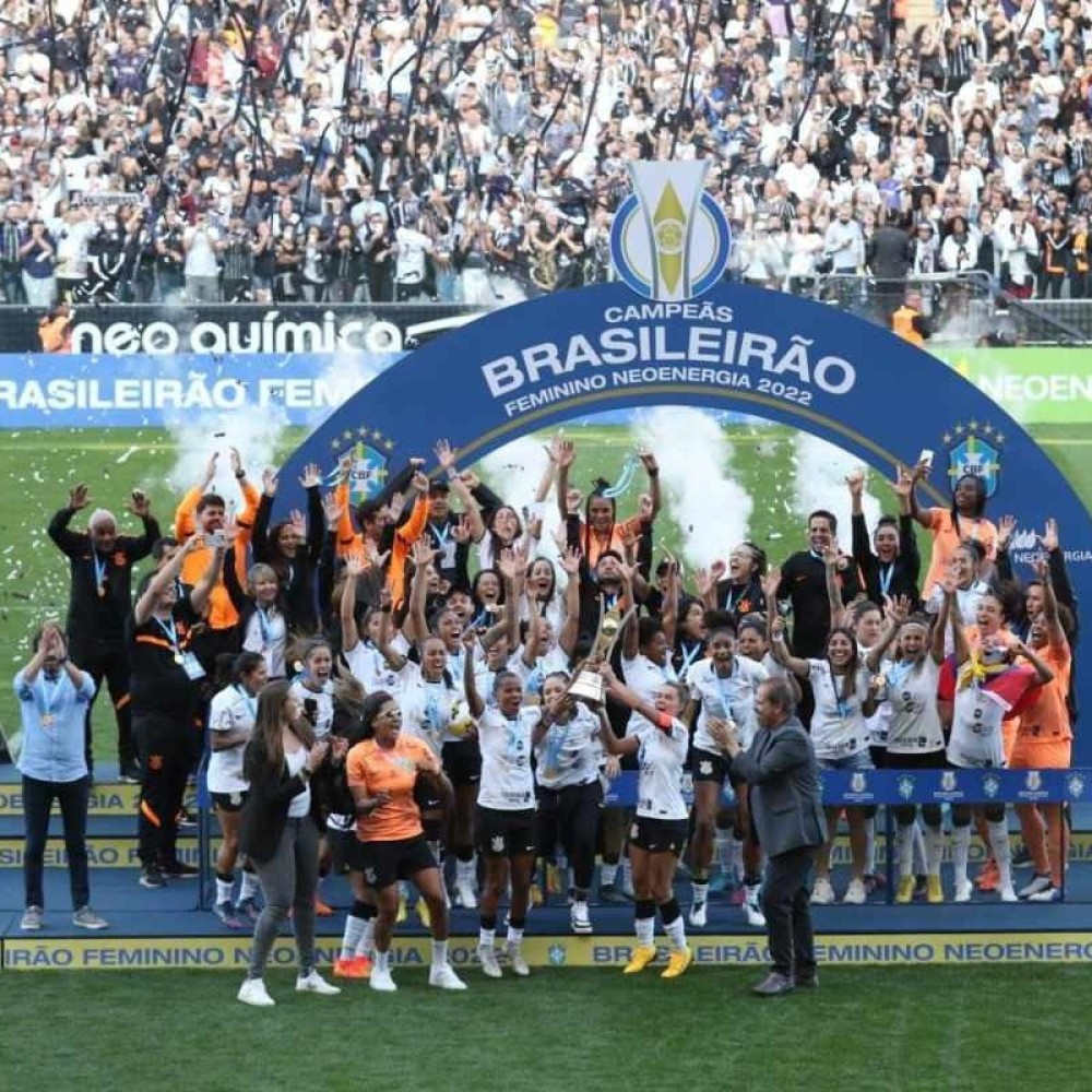 CBF terá nova divisão para o futebol feminino em 2022 - Confederação  Brasileira de Futebol