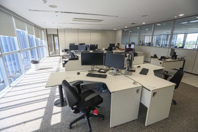 Sala de totalização estará à disposição dos candidatos e partidos. Ideia é mostrar que não há nada Sala de totalização estará à disposição dos candidatos e partidos. Ideia é mostrar que não há nada