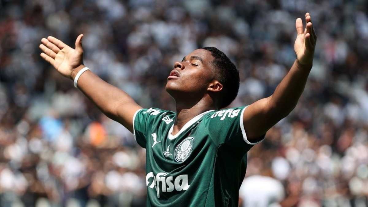 Palmeiras ganha 'filial' em Gana, com mil torcedores apaixonados