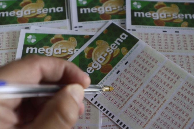 Mega-Sena: duas apostas de MG acertam quina e ganham quase R$ 50