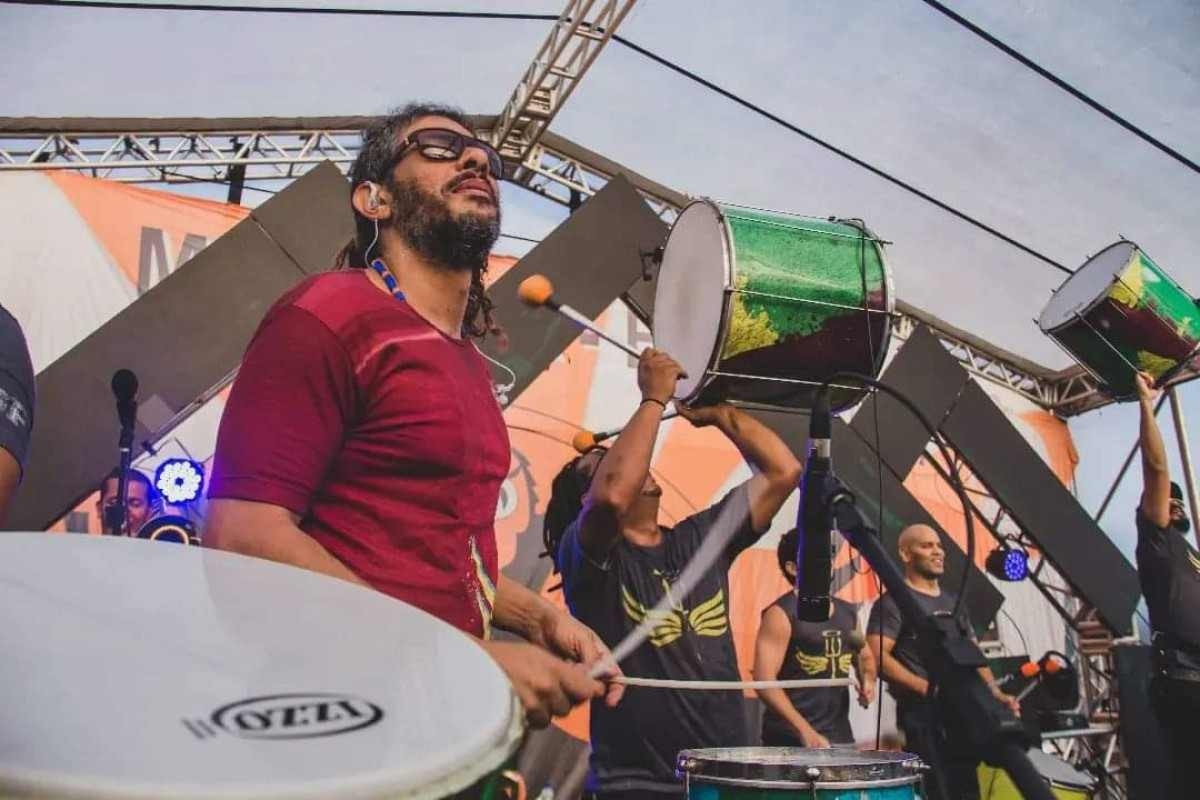 Projeto Pausa de Colcheia lança podcasts com artistas de percussão