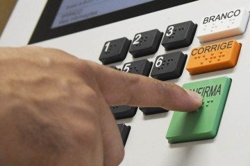 O prazo segue até 3 de abril e integra oficialmente a programação das eleições gerais de 2026 definida pelo TSE -  (crédito:  Ed Alves/CB/D.A Press)