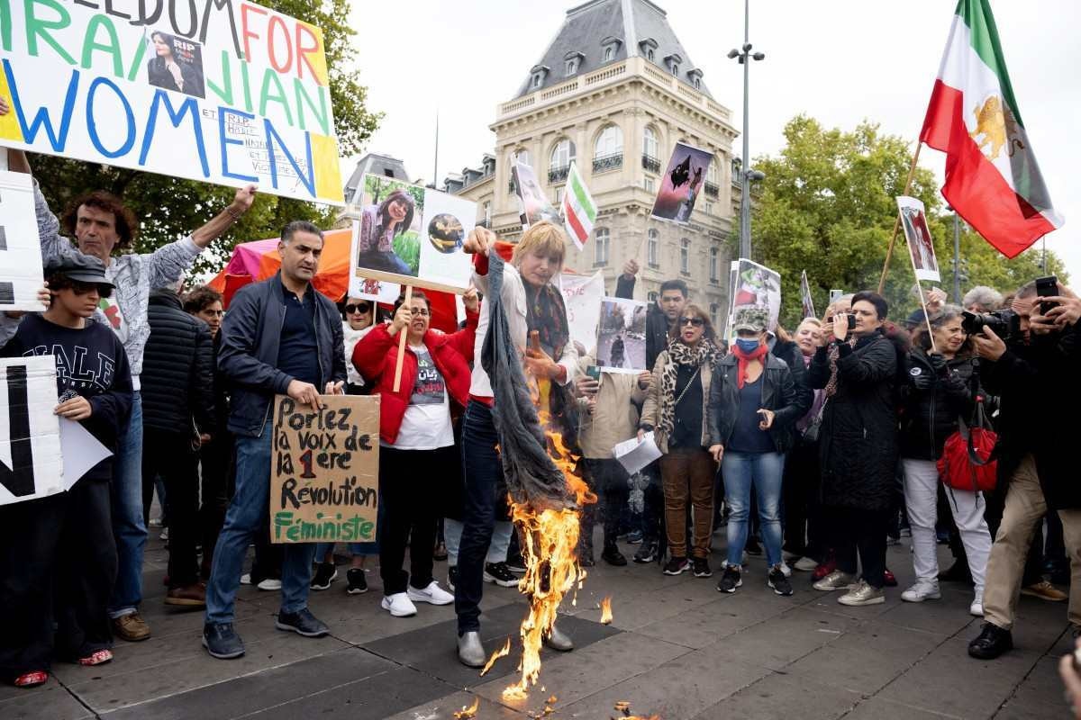 Lulistas e bolsonaristas se confrontam em Lisboa, mas sem violência