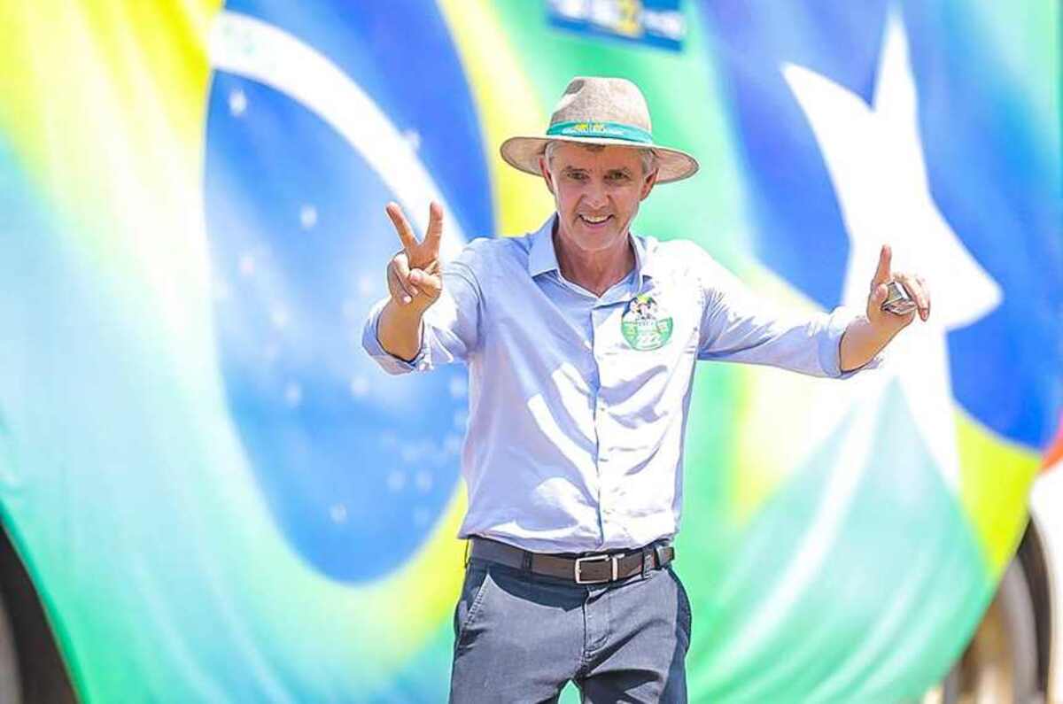 Bagattoli fez um alerta sobre a crescente pressão fiscal em todos os níveis da federação, afirmando que o país não a mais impostos -  (crédito: Divulgação)