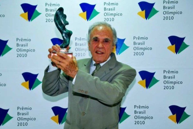 O ex-atleta foi tricampeão mundial de boxe nas categorias peso-pena e peso-galo - (crédito: Reprodução/Redes Sociais/@timebrasil) O ex-atleta foi tricampeão mundial de boxe nas categorias peso-pena e peso-galo - (crédito: Reprodução/Redes Sociais/@timebrasil)