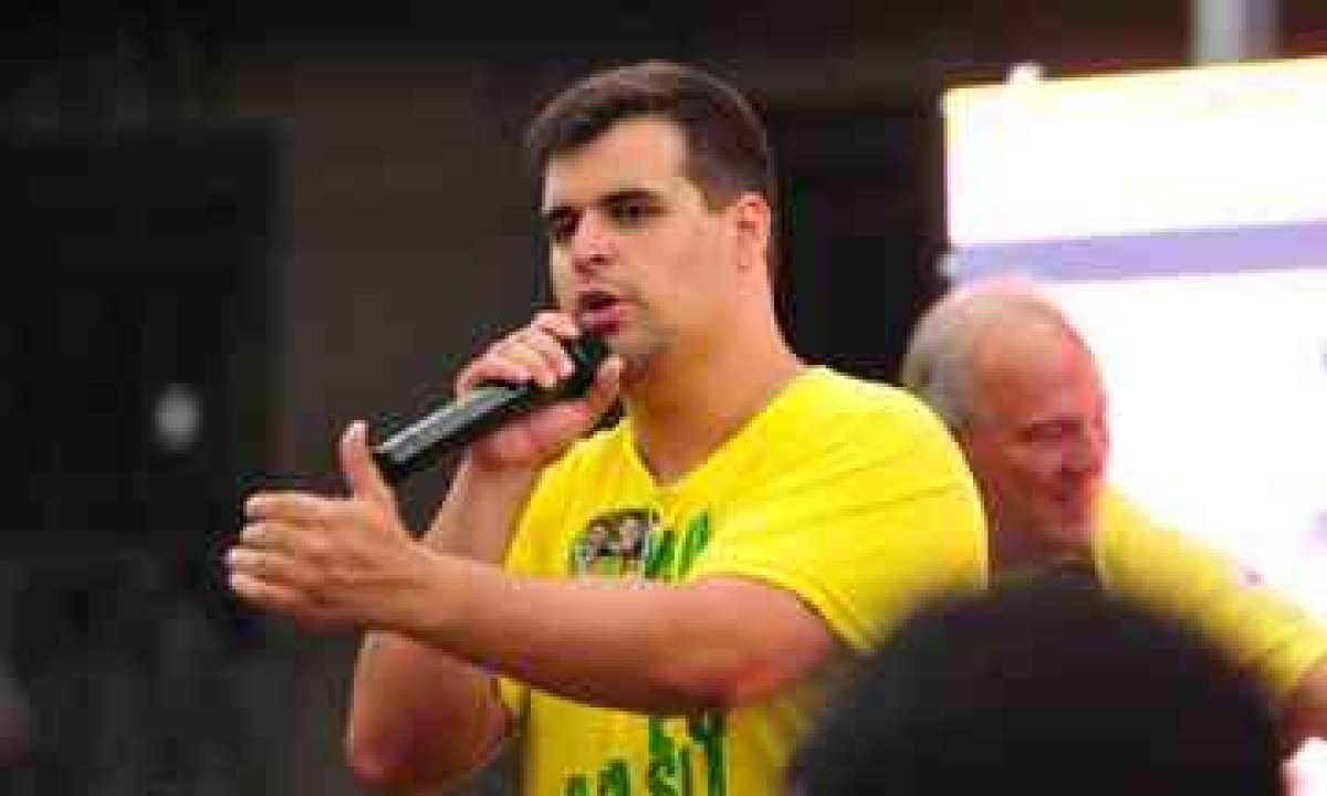 Bruno Engler é reeleito deputado em MG com recorde e agradece a Bolsonaro