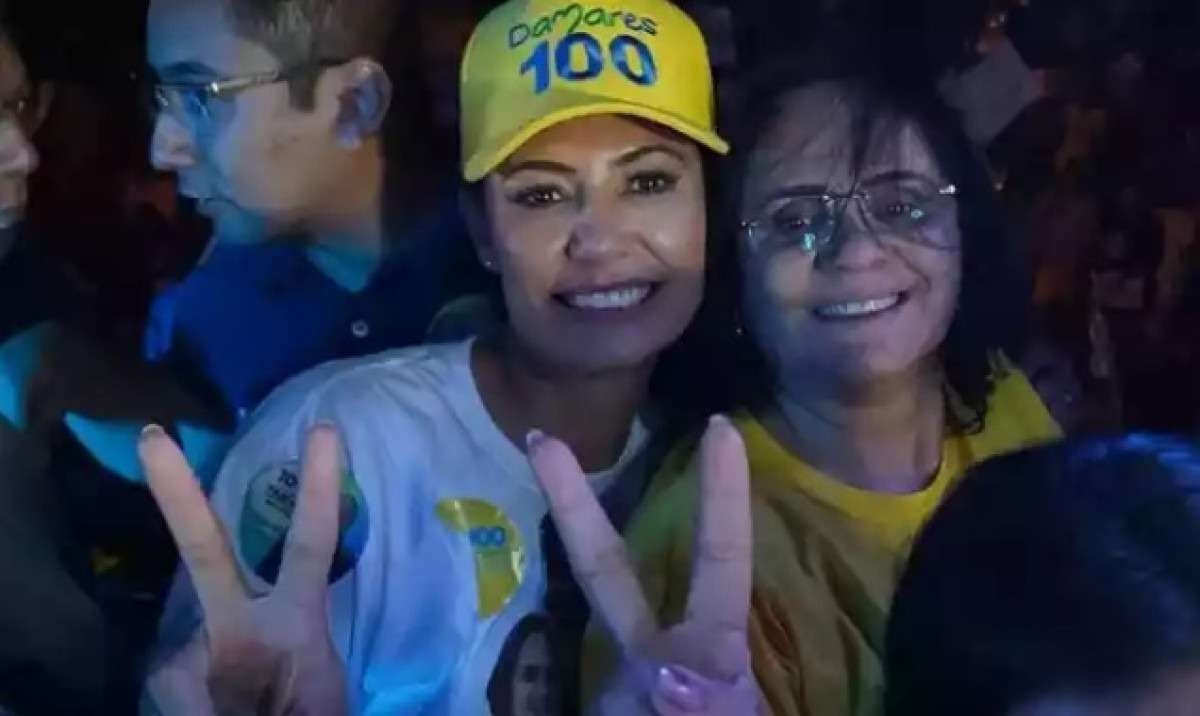 Michelle e Damares se encontram com venezuelanas citadas por Bolsonaro