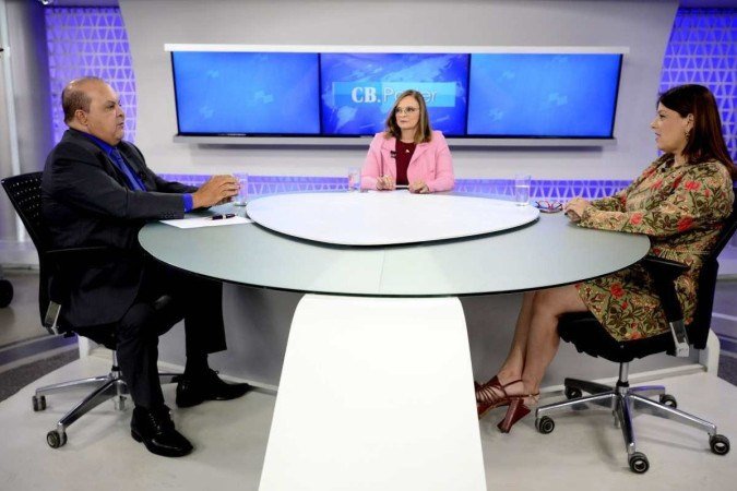 Jornalistas Ana Maria Campos e Denise Rothenburg entrevistam governador reeleito Ibaneis Rocha no CB.Poder, programa do Correio e da TV Brasília - (crédito: Marcelo Ferreira/CB/D.A.Press) Jornalistas Ana Maria Campos e Denise Rothenburg entrevistam governador reeleito Ibaneis Rocha no CB.Poder, programa do Correio e da TV Brasília - (crédito: Marcelo Ferreira/CB/D.A.Press)
