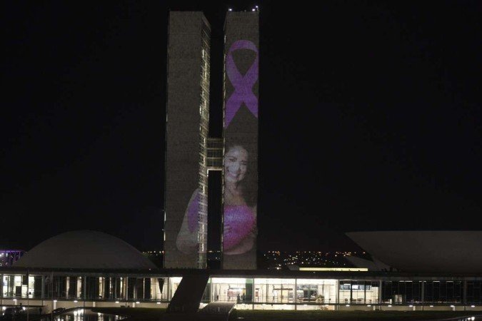 A foto de Tereza estampada no Congresso Nacional 