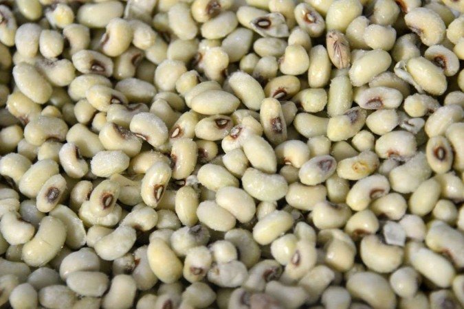  06/10/2022. Crédito: Ed Alves/CB/D.A Press. Cidades. Feijão Fradinho Falso - Feijão de Corda Falso. 