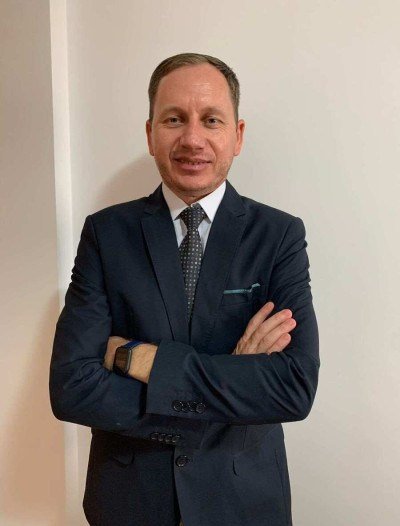 Alessandro Czarnieski ocupa hoje cargo de confiança na empresa