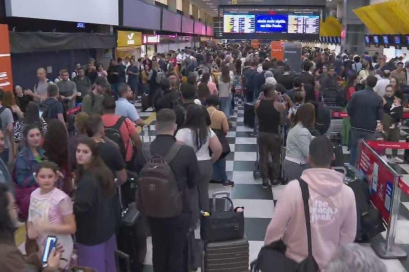 Aeroporto de Congonhas cancela mais de 70 voos após avião sair da pista