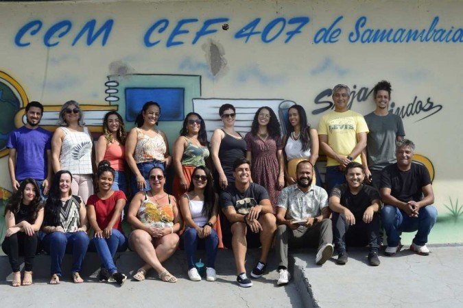  11/10/2022 Crédito: Marcelo Ferreira/CB/D.A Press. Brasil. Brasilia - DF - Dia dos professores, com docentes que desenvolveram projetos inovadores para engajar seus alunos. CEF 407 de Samambaia - Professores do CEF 407.